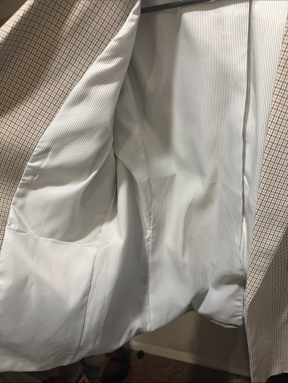 Evereve Double-Breasted Checked Blazer - Beige - XL - Picture 10 of 13